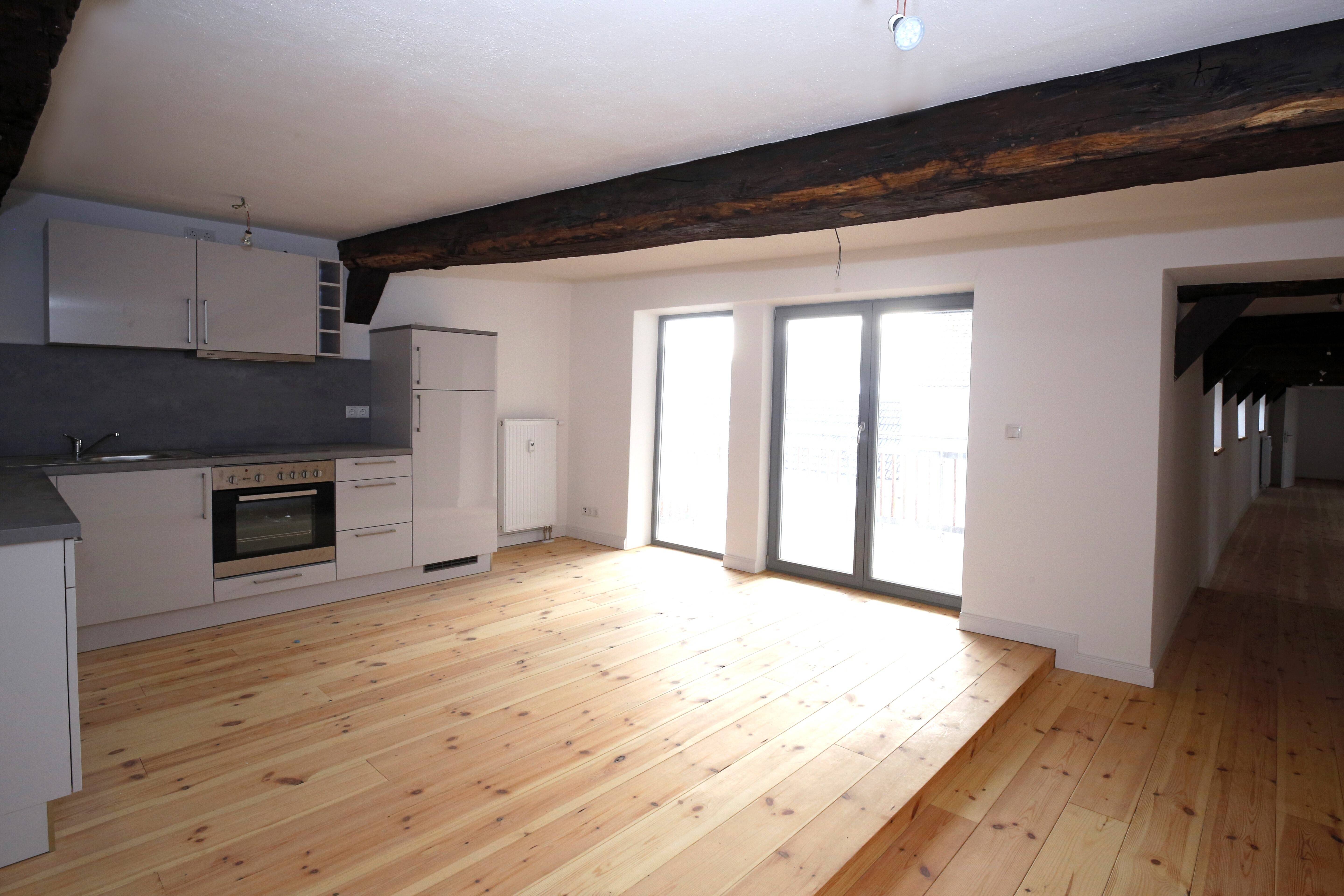 Wohnung zur Miete 875 € 4 Zimmer 109 m²<br/>Wohnfläche 1/3<br/>Geschoss Markt 27 Güstrow Güstrow 18273