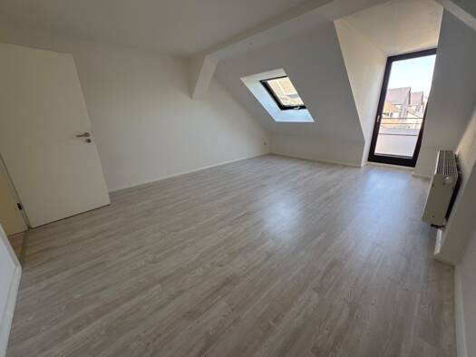Wohnung zur Miete 540 € 4 Zimmer 90 m² 4. Geschoss Kanzlerstraße 60 Kaßberg Chemnitz 09112