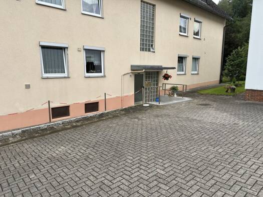 Wohnung zum Kauf provisionsfrei 100.000 € 3 Zimmer 75 m² Geschoss -1/3 Gartenstraße 39 a Arzberg 95659