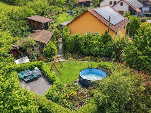 Einfamilienhaus zum Kauf provisionsfrei 499.000 € 6 Zimmer 200 m² 1.270 m² Grundstück Kirchleus Kulmbach / Kirchleus 95326