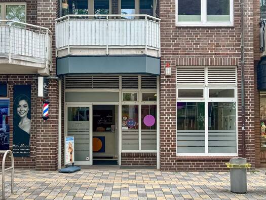 Laden zur Miete 2.900 € 1 Zimmer 141 m² Verkaufsfläche Bergedorfer Straße 77 Geesthacht 21502