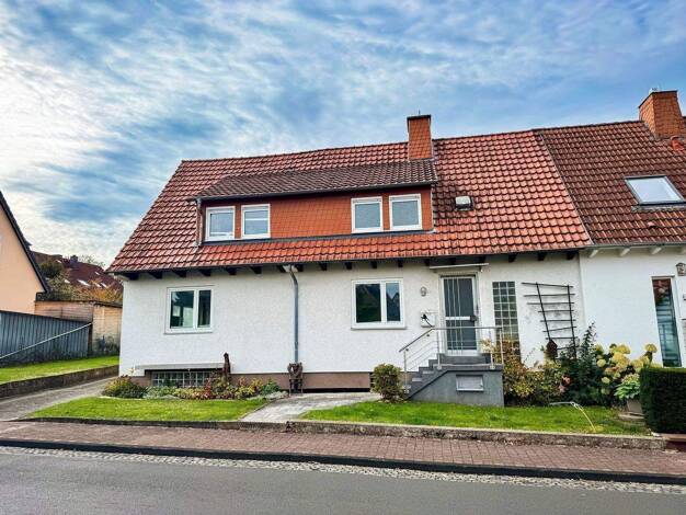 Haus zum Kauf 280.000 € 7 Zimmer 178 m² 600 m² Grundstück Oberkaufungen Kaufungen 34260