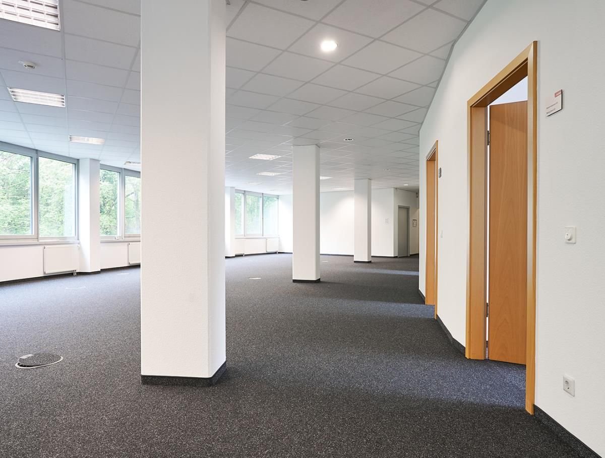 Bürofläche zur Miete 6,50 € 456,5 m²<br/>Bürofläche Stresemannallee 4B Hammfeld Neuss 41460