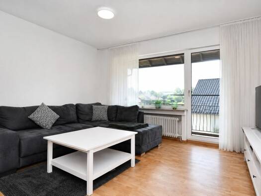 Wohnung zur Miete 680 € 4 Zimmer 85 m² frei ab 01.09.2026 Barßel 26676