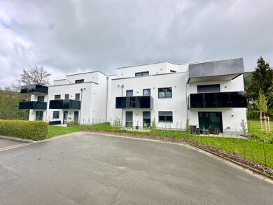 Wohnung zum Kauf - Neubau 398.500 € 3 Zimmer 90 m² 1. Geschoss Metzdorf Kulmbach 95326