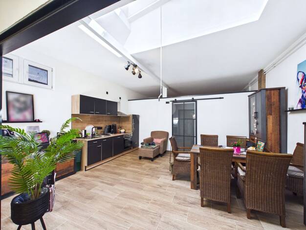 Mehrfamilienhaus zum Kauf 385.000 € 9 Zimmer 294 m² 354 m² Grundstück Friesland Emden 26725