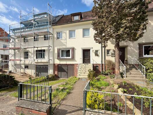 Reihenmittelhaus zum Kauf 560.000 € 7,5 Zimmer 151 m² 381 m² Grundstück frei ab sofort Waldheim Hannover 30519