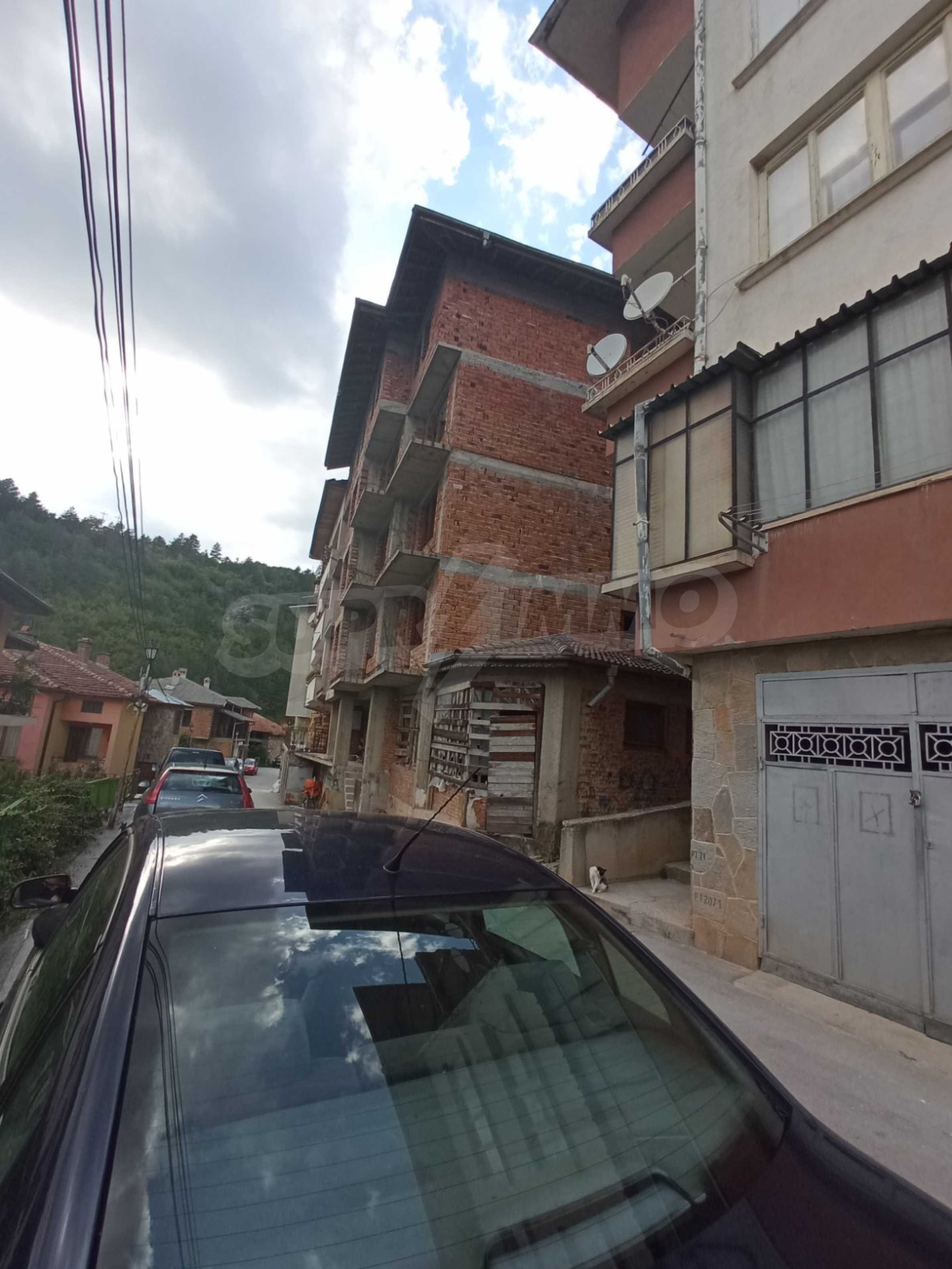 Reihenmittelhaus zum Kauf 130.000 € 1.000 m²<br/>Wohnfläche Smolyan