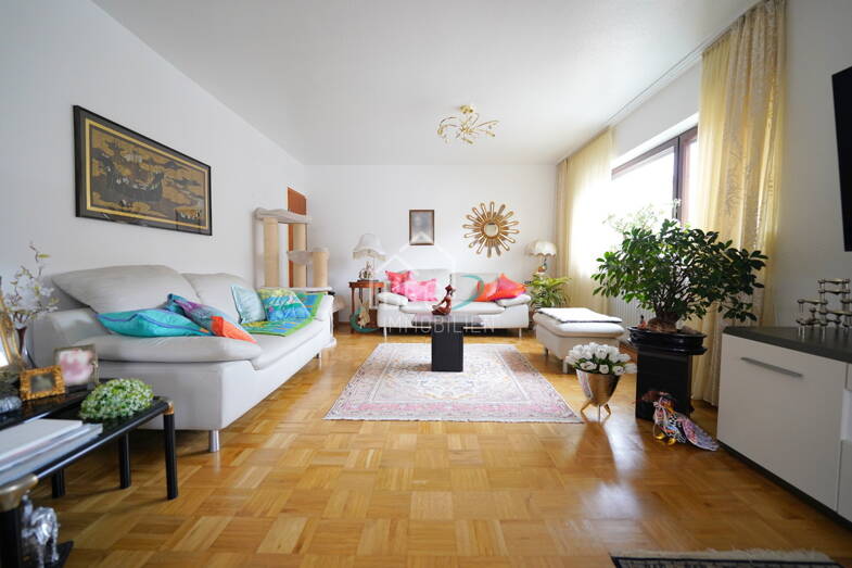 Haus zum Kauf 8 Zimmer 177,9 m² 513 m² Grundstück Schluchtern Leingarten 74211
