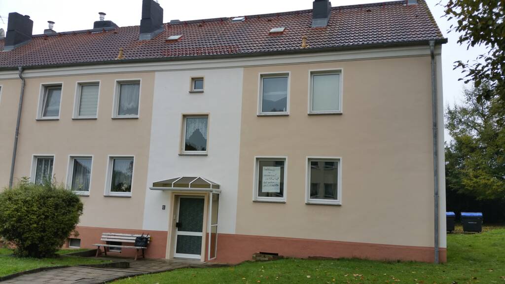 Wohnung zur Miete 265 € 3 Zimmer 58 m² Geschoss 1/2 frei ab 01.07.2026 Röblingen am See Seegebiet Mansfelder Land 06317