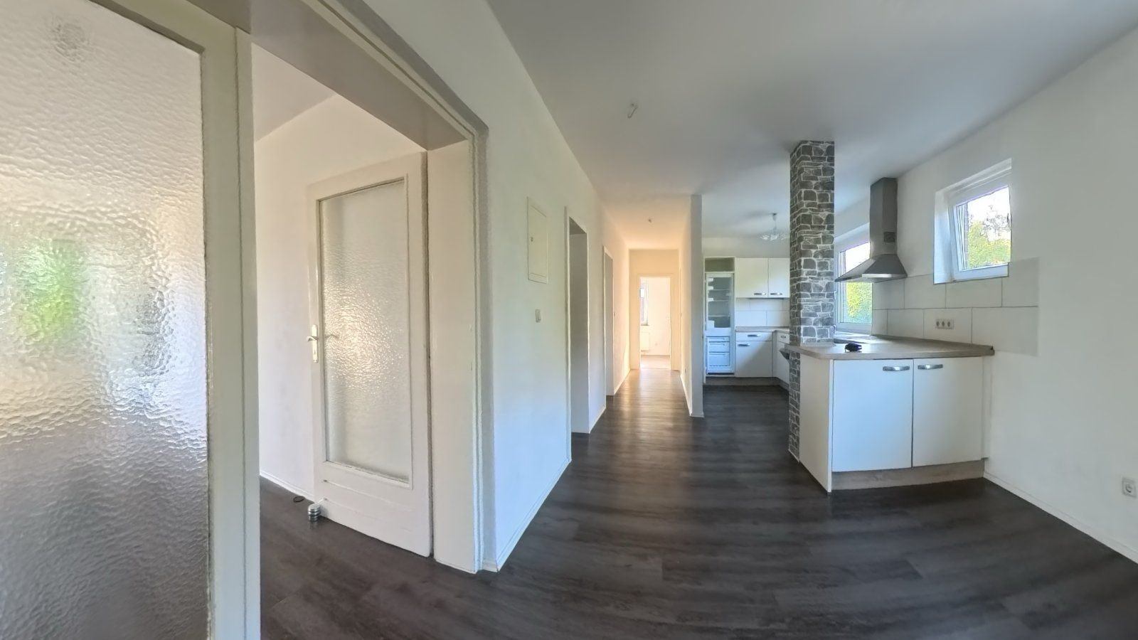 Wohnung zum Kauf 165.000 € 4 Zimmer 81 m²<br/>Wohnfläche 2.<br/>Geschoss Ratzeburg 23909