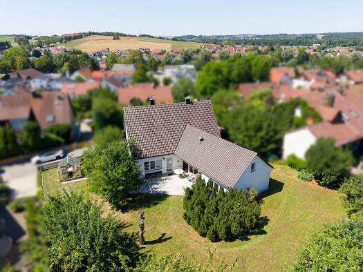 Einfamilienhaus zum Kauf 845.000 € 4 Zimmer 120 m² 1.112 m² Grundstück Langenbach Langenbach 85416