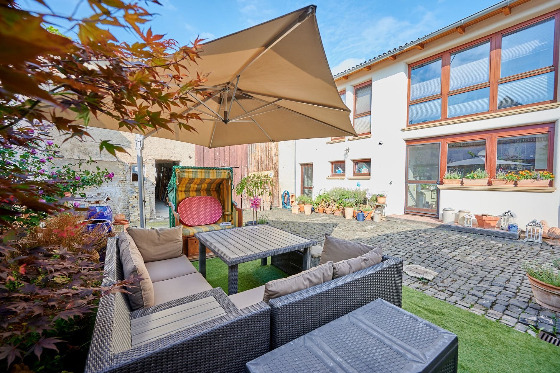 Einfamilienhaus zum Kauf 799.000 € 6 Zimmer 207,5 m²<br/>Wohnfläche 469 m²<br/>Grundstück Lörzweiler 55296