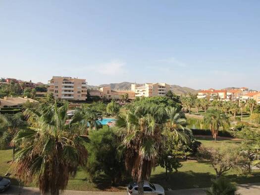 Wohnung zum Kauf 365.000 € 2 Zimmer 150 m² EG Alhaurín de la Torre 29130