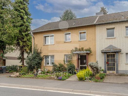 Mehrfamilienhaus zum Kauf 399.000 € 5 Zimmer 114,3 m² 667 m² Grundstück Fischenich Hürth 50354