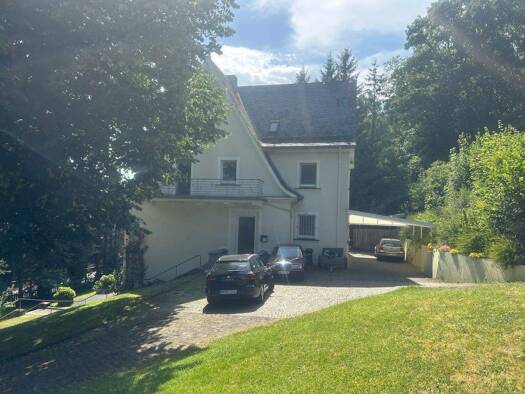 Mehrfamilienhaus zum Kauf 365.000 € 279 m² 2.070 m² Grundstück Lüdenscheid 58509