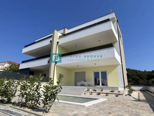 Haus zum Kauf 599.000 € 6 Zimmer 246 m² Tribunj Tribunj