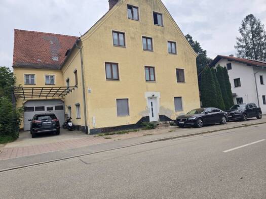 Wohnung zur Miete 700 € 2,5 Zimmer 65 m² Geschoss 2/3 frei ab sofort Englbrechting Wurmsham 84189