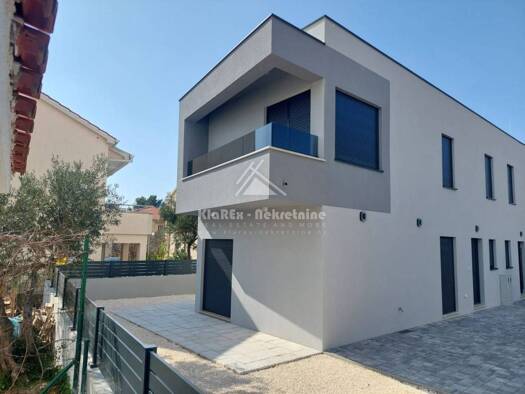 Mehrfamilienhaus zum Kauf 395.000 € 4 Zimmer 99 m² Žaborić, Šibenik - Okolica Šibenik 22000