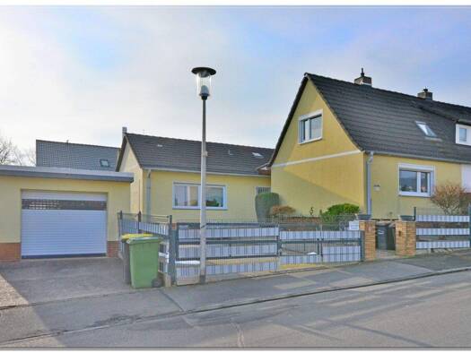 Doppelhaushälfte zum Kauf 250.000 € 428 m² Grundstück Süsterfeld/Helleböhn Kassel / Süsterfeld 34134