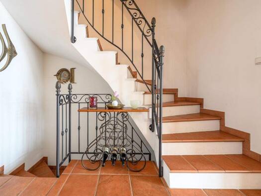 Reihenendhaus zum Kauf 749.000 € 5,5 Zimmer 152 m² 205 m² Grundstück Dortelweil Bad Vilbel 61118