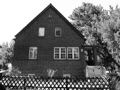 Einfamilienhaus zur Miete 3.500 € 7 Zimmer 222 m² 1.253 m² Grundstück Berlin 12589