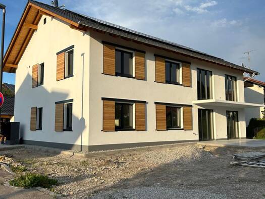 Terrassenwohnung zur Miete 2.050 € 4 Zimmer 145,6 m² Geschoss EG/2 frei ab 01.10.2026 Königsdorf Königsdorf 82549