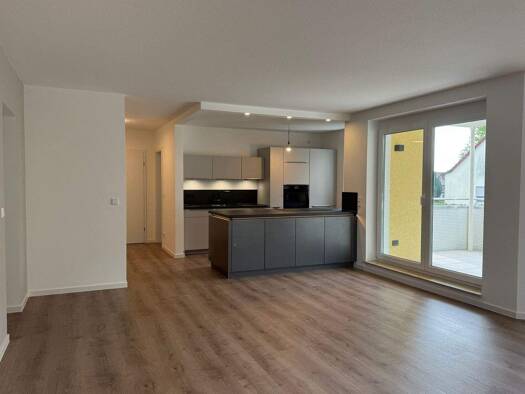 Wohnung zur Miete 1.500 € 4 Zimmer 101 m² Geschoss 1/3 frei ab sofort Oberasbach Oberasbach 90522