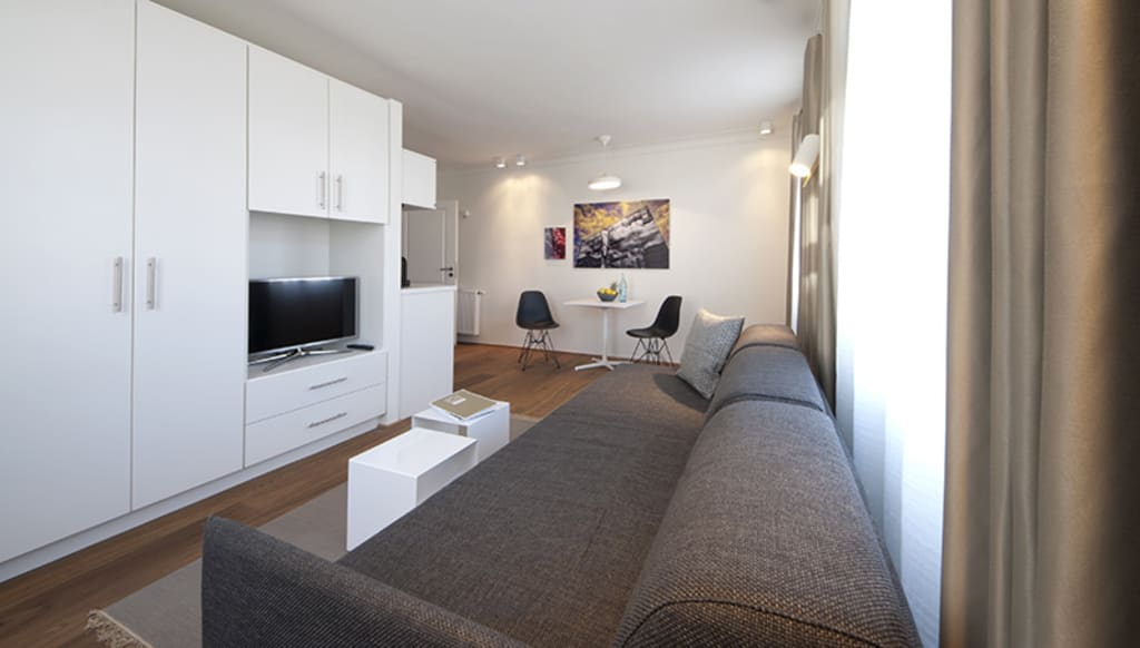 Wohnung zur Miete Wohnen auf Zeit 1.800 € 1 Zimmer 29 m²<br/>Wohnfläche ab sofort<br/>Verfügbarkeit Hauptstätter Straße Heusteigviertel Stuttgart 70178