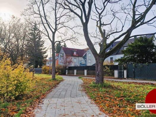 Mehrfamilienhaus zum Kauf als Kapitalanlage geeignet 1.350.000 € 387 m² 567 m² Grundstück Thon Nürnberg 90425