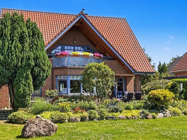Einfamilienhaus zum Kauf 695.000 € 5 Zimmer 166 m² 801 m² Grundstück Brinckmansdorf Mitte 18055