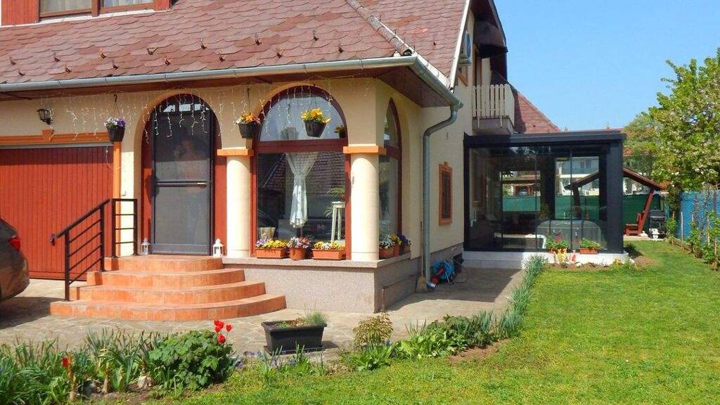 Haus zum Kauf 300.500 € 6 Zimmer 175 m² 409 m² Grundstück Vonyarcvashegy 8314