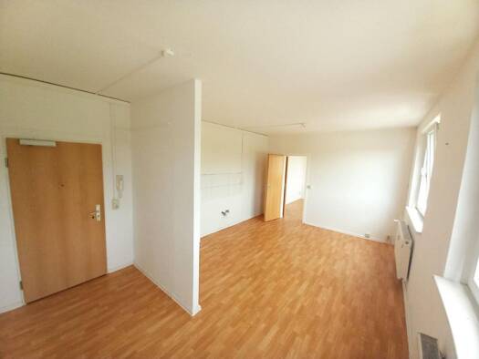 Wohnung zur Miete 280 € 2 Zimmer 43 m² 2. Geschoss frei ab sofort Gagarinstraße 127 Innenstadt Gera 07545