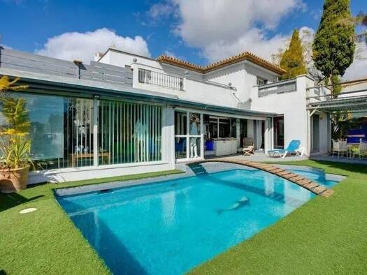 Chalet zum Kauf 749.000 € 4 Zimmer 222 m² 579 m² Grundstück Estepona 29693
