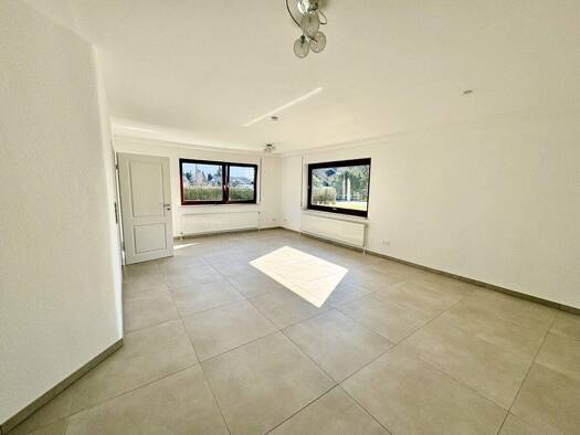 Wohnung zur Miete 550 € 2 Zimmer 73 m² Veckerhagen Reinhardshagen / Veckerhagen 34359