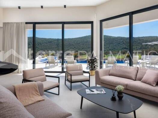 Haus zum Kauf 1.800.000 € 5 Zimmer 310 m² Marina Marina