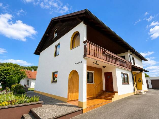 Einfamilienhaus zum Kauf 405.000 € 8 Zimmer 220,8 m² 1.022 m² Grundstück Wald a. d. Alz Garching an der Alz / Wald an der Alz 84518