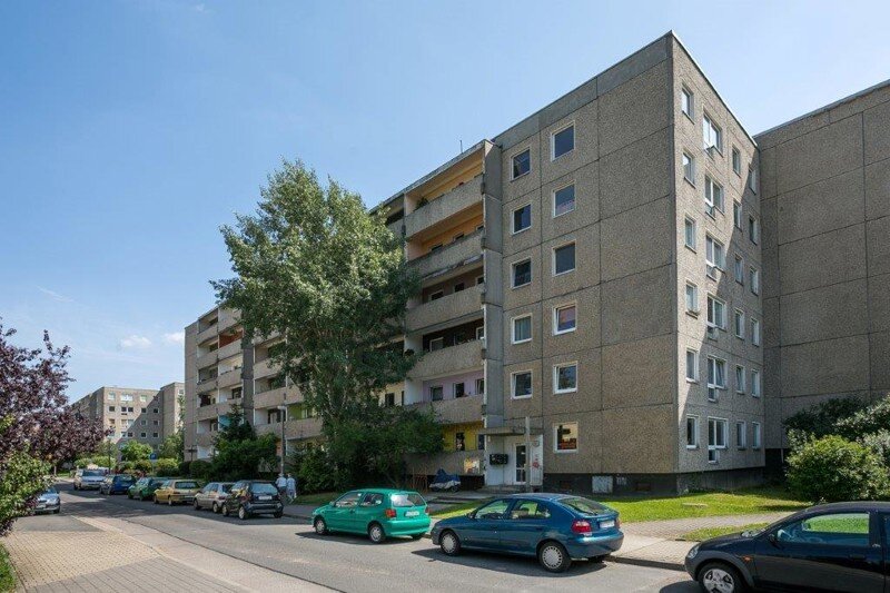 Wohnung zur Miete nur mit Wohnberechtigungsschein 394,77 € 3 Zimmer 60,6 m²<br/>Wohnfläche 17.10.2024<br/>Verfügbarkeit Johannes-Paul-Thilman-Str. 8 Leubnitz (Hans-Otto-Weg) Dresden 01219