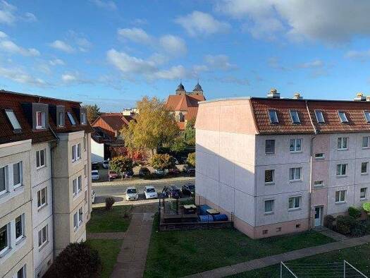 Wohnung zur Miete 378 € 4 Zimmer 78 m² 3. Geschoss frei ab 01.05.2026 Pienestraße 15 Oschersleben 39387