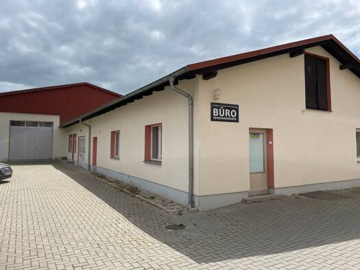 Bürogebäude zum Kauf als Kapitalanlage geeignet 280.000 € 606,5 m² 1.857 m² Grundstück Naumburg 06618