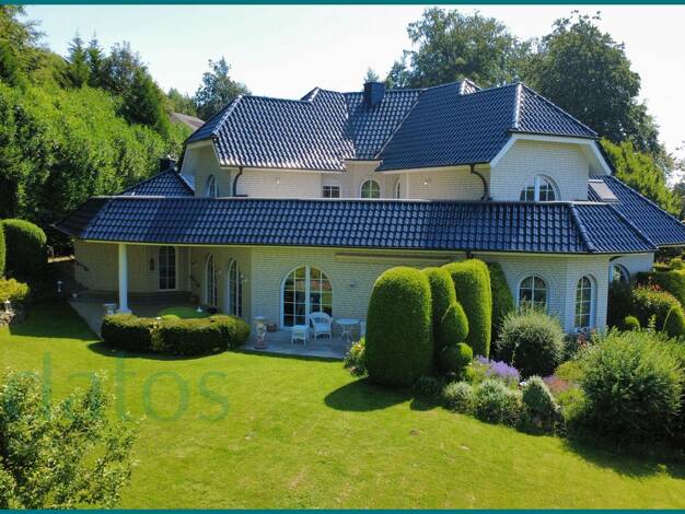 Einfamilienhaus zum Kauf 835.000 € 5 Zimmer 285,9 m² 3.175 m² Grundstück Bad Iburg Bad Iburg 49186