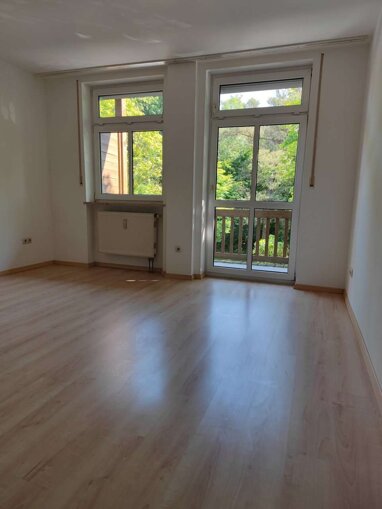 Wohnung zum Kauf 142.000 € 1 Zimmer 42 m² 1. Geschoss Süd Waldkraiburg 84478