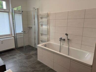 Wohnung zur Miete 270 € 2 Zimmer 45 m² Aue 08280