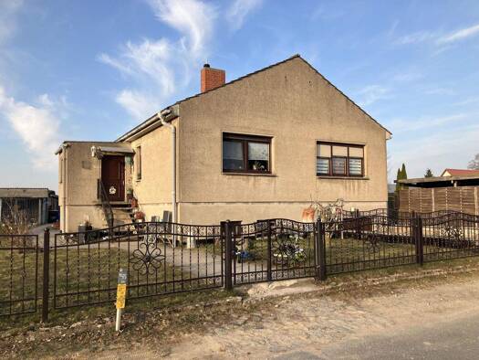 Einfamilienhaus zum Kauf 165.000 € 5 Zimmer 135 m² 1.121 m² Grundstück Zarnekow Dargun 17159