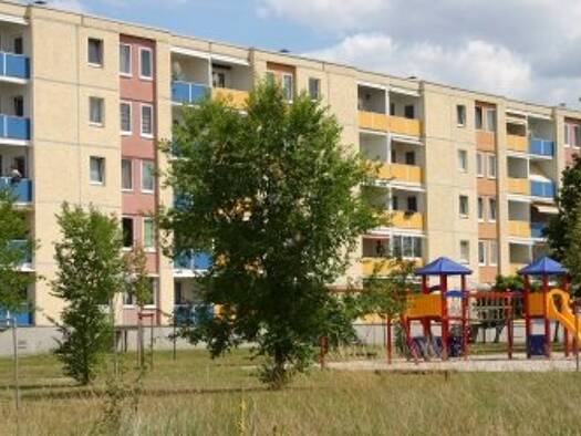 Wohnung zur Miete 300 € 3 Zimmer 60 m² 1. Geschoss frei ab sofort Heinrich-Jacobi-Str. 5 Zeitz 06712