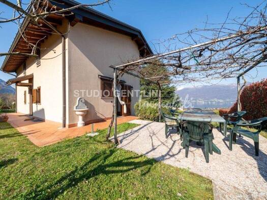 Haus zum Kauf 500.000 € 152 m² Torre 13 A Porto Valtravaglia 21010