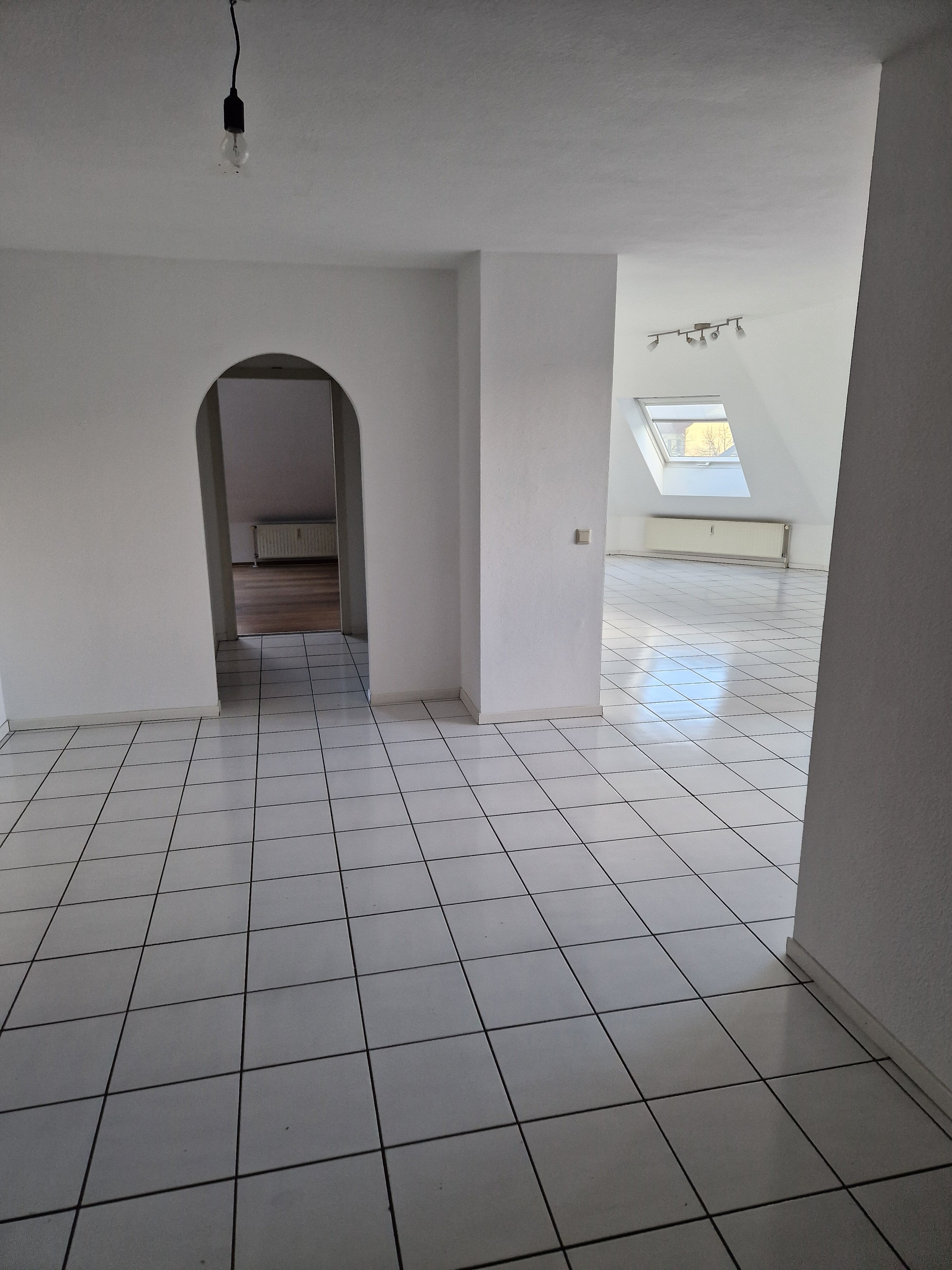 Maisonette zur Miete 1.190 € 3 Zimmer 110 m²<br/>Wohnfläche 3.<br/>Geschoss 01.02.2025<br/>Verfügbarkeit Rheingoldstraße 86 Niederfeld Mannheim 68199