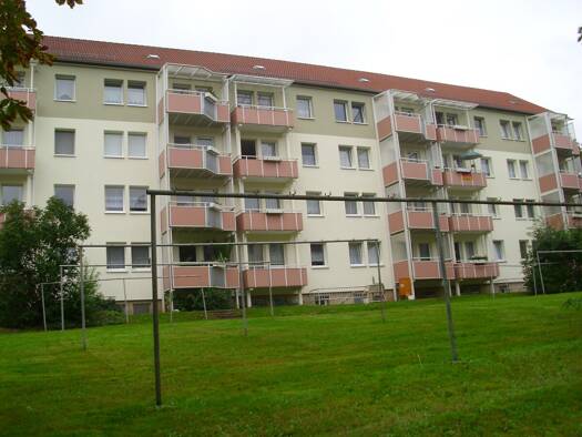 Wohnung zur Miete 327 € 2 Zimmer 49,6 m² Friedrich-Ludwig-Jahn-Straße 25a Lichtenstein Lichtenstein (Sachsen) 09350