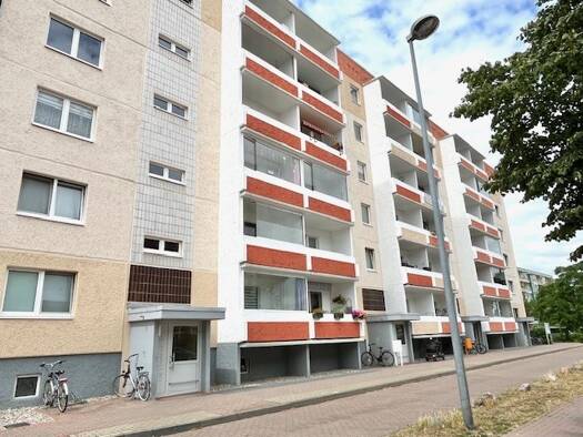 Wohnung zur Miete 290 € 2 Zimmer 41,4 m² 1. Geschoss frei ab sofort Karl-Bartels-Straße 3 Waren Waren (Müritz) 17192