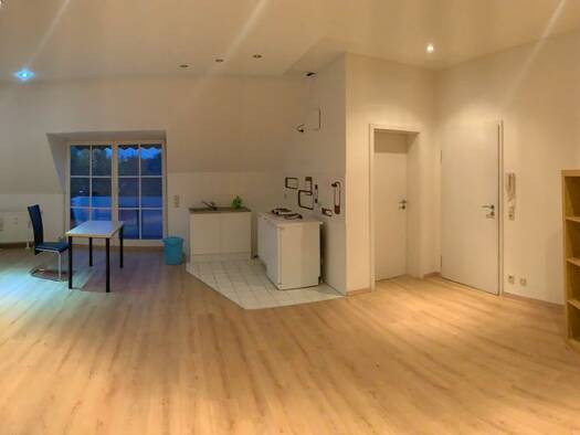 Wohnung zum Kauf provisionsfrei 89.000 € 1,5 Zimmer 49 m² 2. Geschoss Großenhain Großenhain 01558